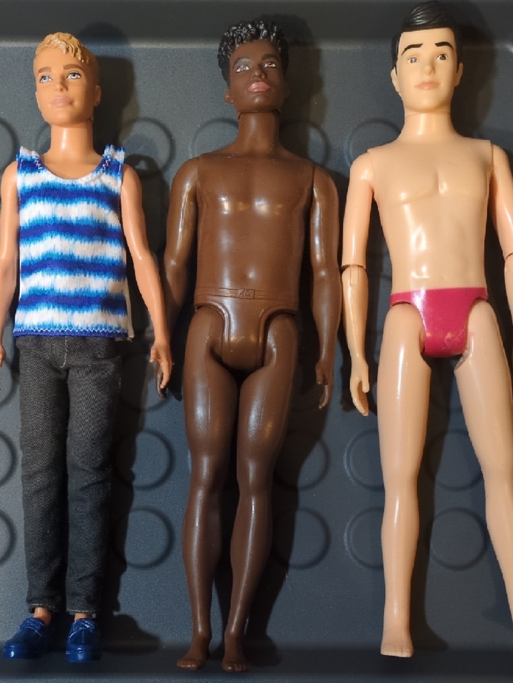 So Many Barbies Bundle! - Picture 3 of 4
